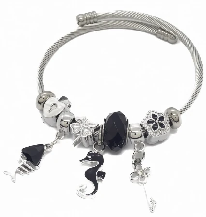 Pulsera de acero quirurgico simil pandora con dijes fantasia regulable mar negro